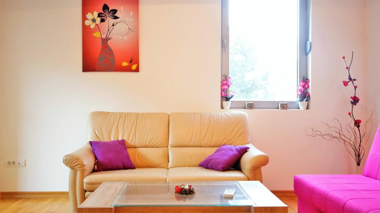 Pavlina Apartament *